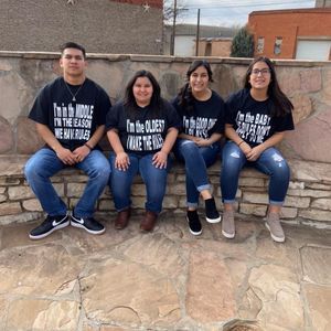 Meet your Posher, Cadeja